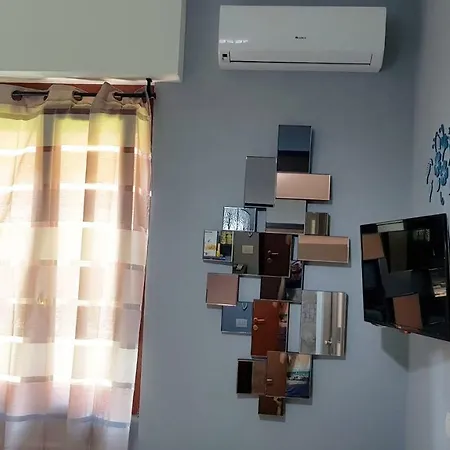 Inna House 2*